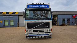 20251019-Tom-Holding-00265